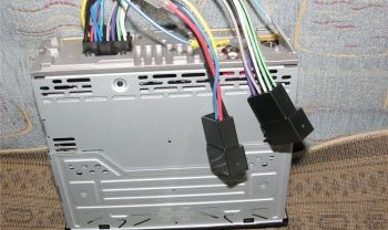 Также в магазинах продаются различные переходники под разъемы Также в магазинах продаются различные переходники под разъемы